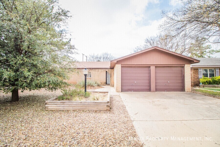 5003 58th St in Lubbock, TX - Building Photo