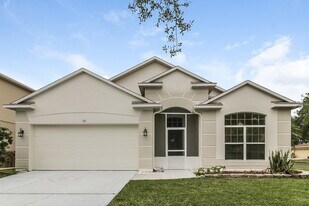 131 Harwood Cir in Kissimmee, FL - Building Photo