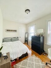 101 Calumet St, Unit 2 in Boston, MA - Foto de edificio - Building Photo