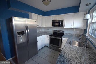 7001 Old Brentford Rd in Alexandria, VA - Building Photo - Building Photo