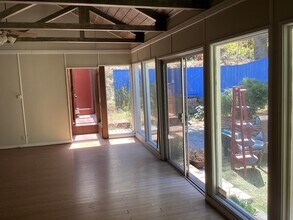 3501 Curlew St in San Diego, CA - Building Photo - Building Photo