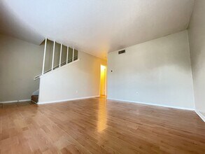 1913 Nolen Ct in Arlington, TX - Building Photo - Building Photo