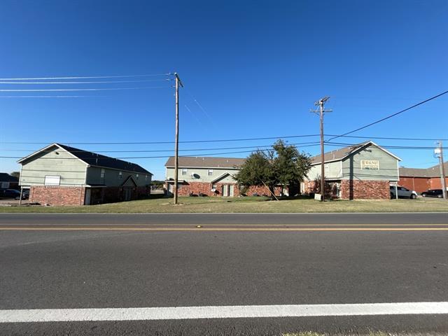 809 W Walnut St in Celina, TX - Building Photo