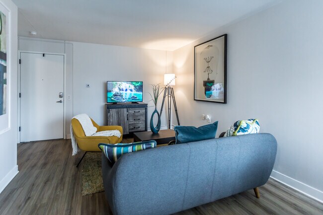 Monarch on Highland in Memphis, TN - Foto de edificio - Interior Photo