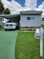6450 Floral Ct in North Port, FL - Building Photo