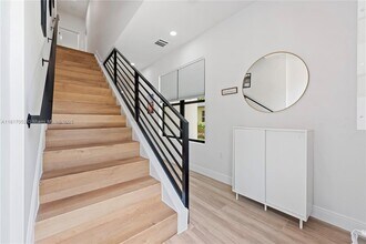 5513 NW 5th Ave in Miami, FL - Building Photo - Building Photo
