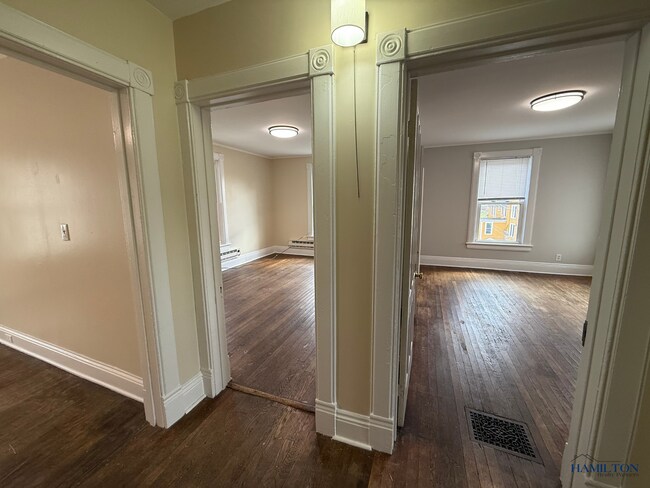 16 Pine St in Hamilton, NY - Building Photo - Building Photo