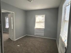 358 Arthur St in Gary, IN - Building Photo - Building Photo