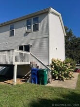 135 Johnson Ct in Stratford, CT - Building Photo - Building Photo
