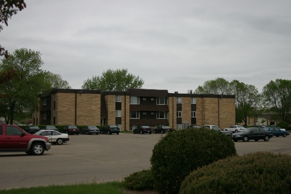 Homestead Apartments in Mankato, MN - Building Photo