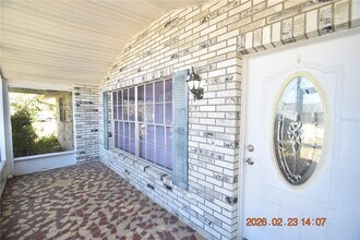 7742 Yucca Dr in New Port Richey, FL - Building Photo - Building Photo