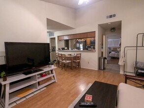 806 W 24th St in Austin, TX - Foto de edificio - Building Photo