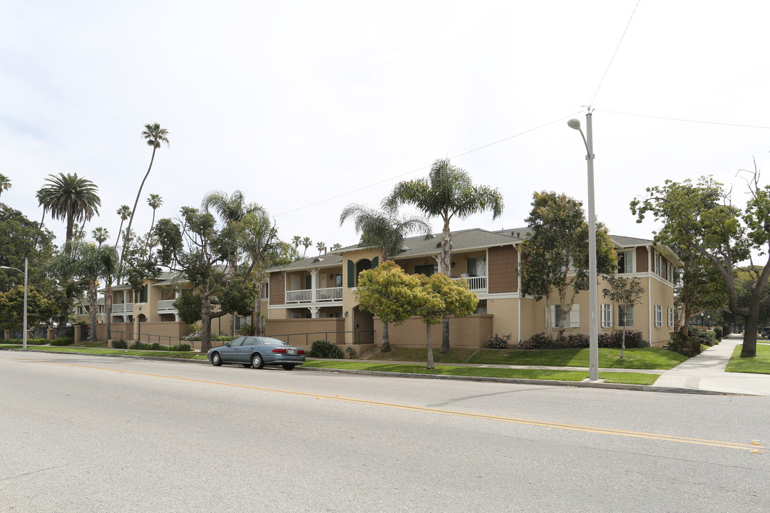 Palm Terrace in Oxnard, CA - Foto de edificio