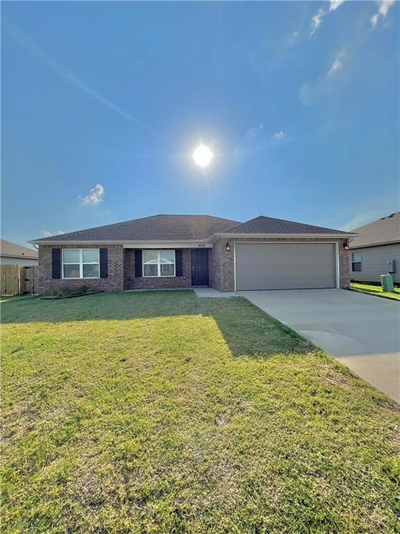 414 Wood Creek St in Lowell, AR - Building Photo - Building Photo