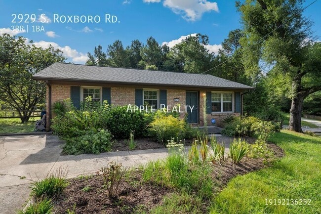 property at 2929 S Roxboro St