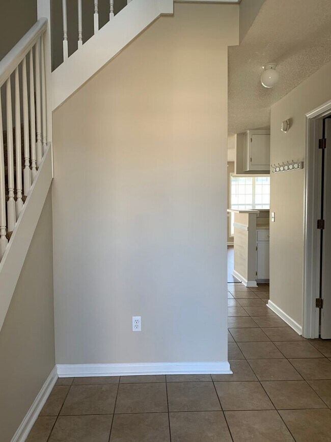 128 N Spring View Dr photo'