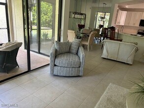 7048 Pelican Bay Blvd in Naples, FL - Building Photo - Building Photo