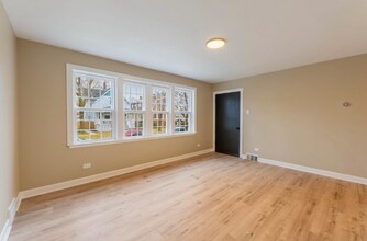 3007 Euclid Ave, Unit 1 in Berwyn, IL - Foto de edificio - Building Photo