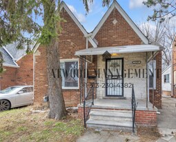 This beautifully updated 3-bedroom, 1-bath single-family home is ready for move-in! in Detroit, MI - Building Photo
