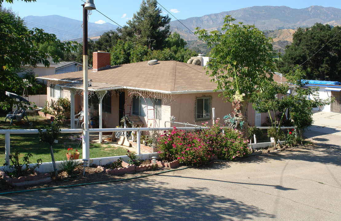 3968 Ojai Rd in Santa Paula, CA - Building Photo