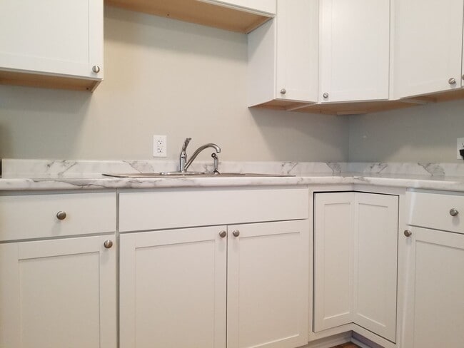 property at 3542 Albee Dr