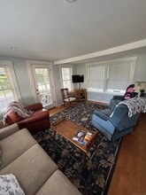 112 Limewood Ave in Branford, CT - Building Photo - Building Photo