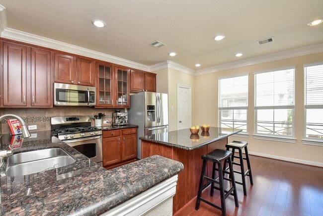 3419 Clearview Villa Way in Houston, TX - Building Photo - Building Photo