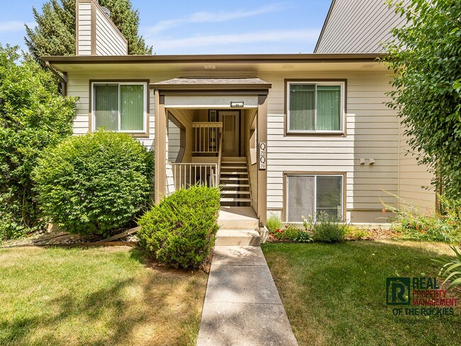 3465 Lochwood Dr