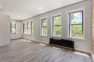 1320 W Birchwood Ave in Chicago, IL - Building Photo - Building Photo
