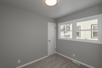 424 S 66th St in Milwaukee, WI - Building Photo - Building Photo