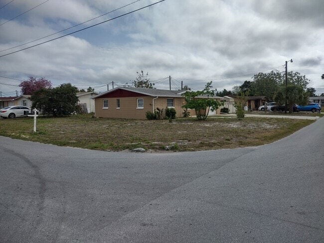 12814 Spring Ave