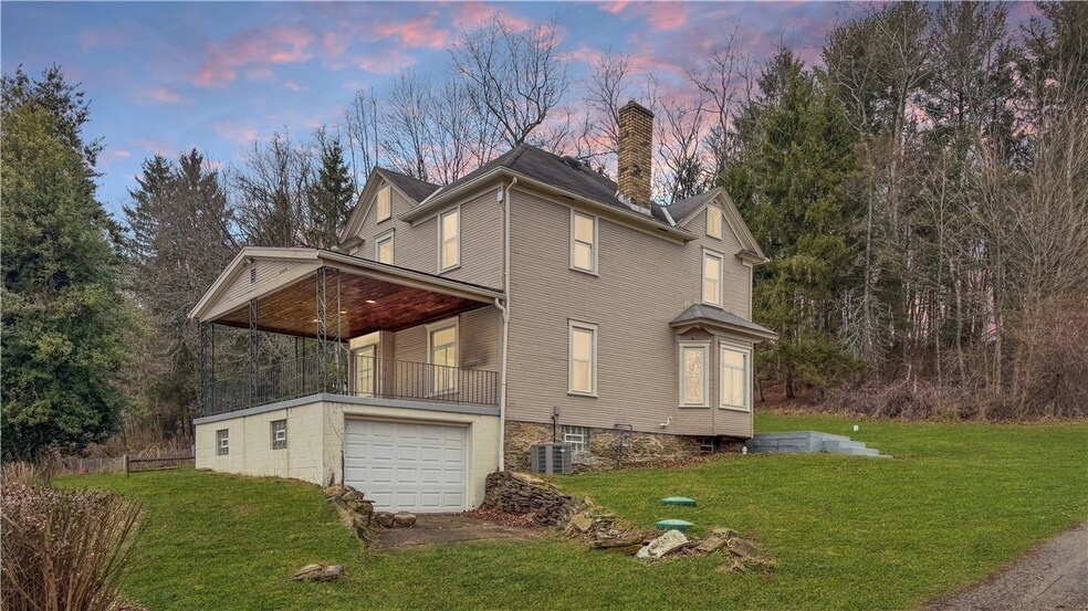 170 Stone Quarry Rd in Aliquippa, PA - Building Photo