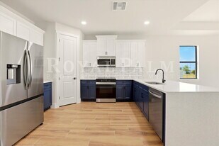 2630 NW 23rd Ave in Cape Coral, FL - Building Photo