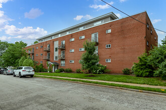 Sarah Anna Apartments in St. Louis, MO - Foto de edificio - Building Photo