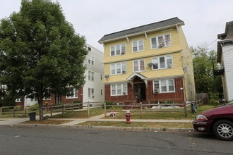 143-147 Fairview Ave in Somerville, NJ - Building Photo - Building Photo