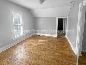 309 Eastern Ave SE in Grand Rapids, MI - Building Photo - Building Photo