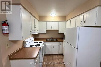 301 West Street N in Orillia, ON - Building Photo - Building Photo