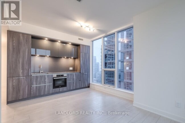 property at 35-2435 Mercer St
