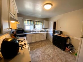 12 Niles St, Unit 2 in Boston, MA - Building Photo - Building Photo