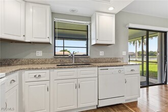 2321 SE 5th Ct in Cape Coral, FL - Building Photo - Building Photo