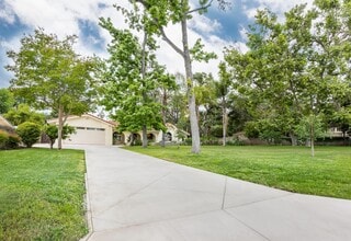 1015 Rancho Rd in Arcadia, CA - Building Photo - Building Photo
