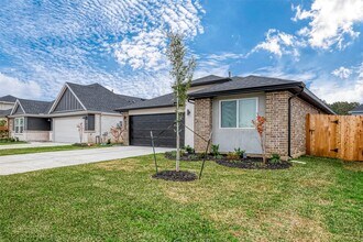 4939 Pne Hvn Ln in Fresno, TX - Foto de edificio - Building Photo