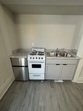 72 S Union St, Unit 7 in Rochester, NY - Building Photo - Building Photo