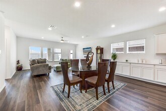 4985 Blue Beetle Rdg Dr in Katy, TX - Building Photo - Building Photo