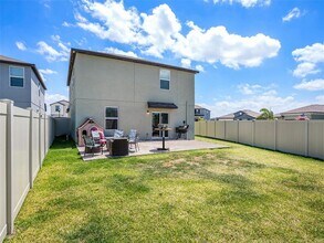 2870 Silver Scallop Lp in Wimauma, FL - Building Photo - Building Photo