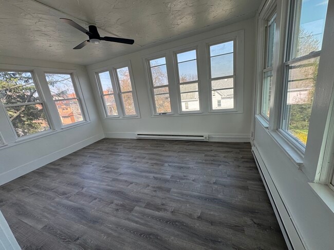 608 S 24th St in Harrisburg, PA - Foto de edificio - Building Photo