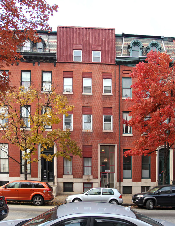 1202 St. Paul St in Baltimore, MD - Building Photo