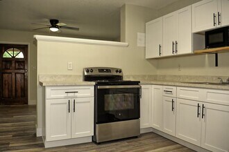 1110 Hardy Ave in Orlando, FL - Building Photo - Building Photo