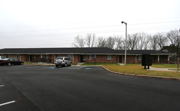 Meadows of Martindale in Englewood, OH - Building Photo - Building Photo