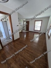 8217 Highland Pl in Munster, IN - Building Photo - Building Photo